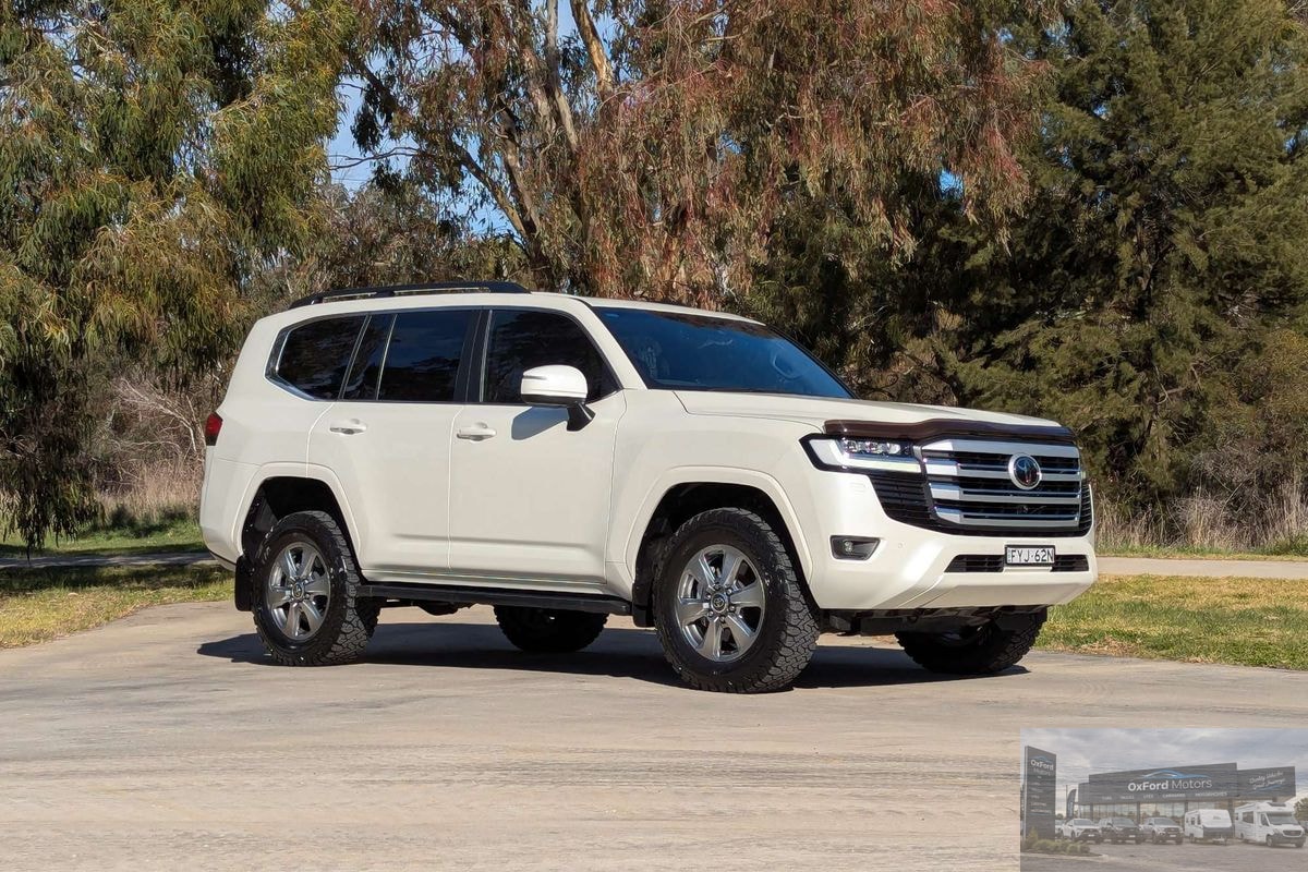 Toyota Landcruiser VX